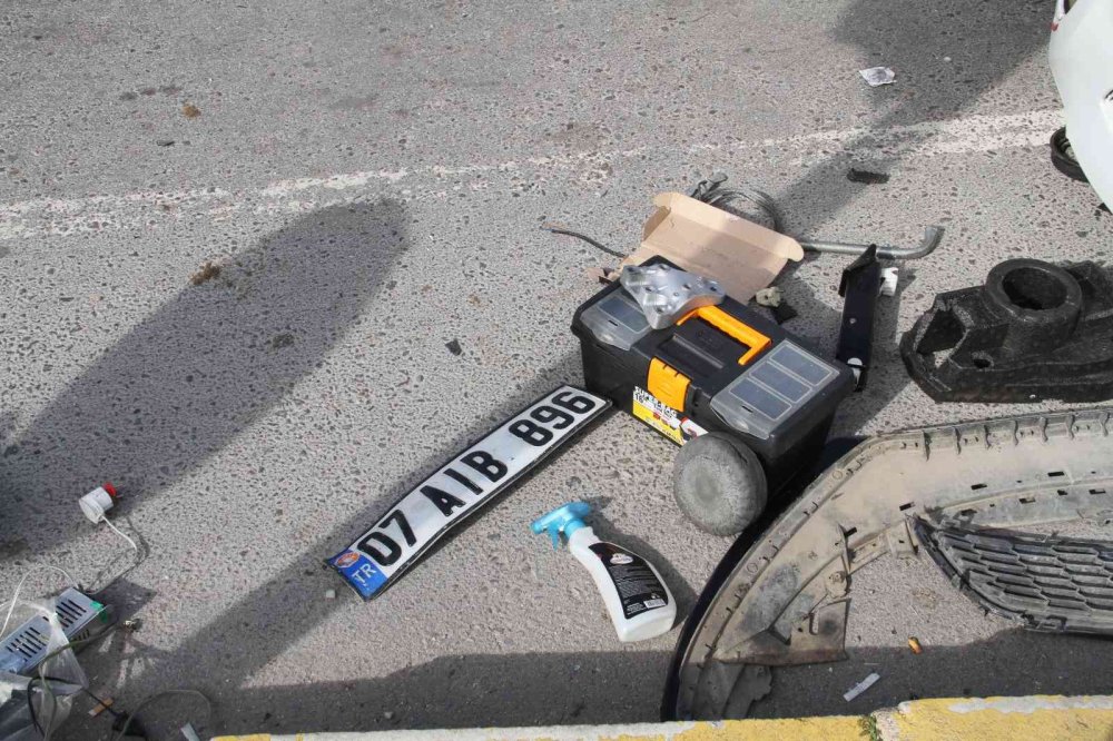 Bebek İçin Giderken Önlerinde Yaşanan Kazaya Müdahale Ettiler