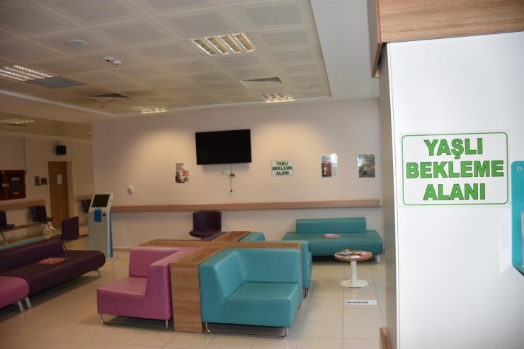 Burdur’da Tüm Hastanelerde ‘yaşlı Dostu Hastane Konsepti’