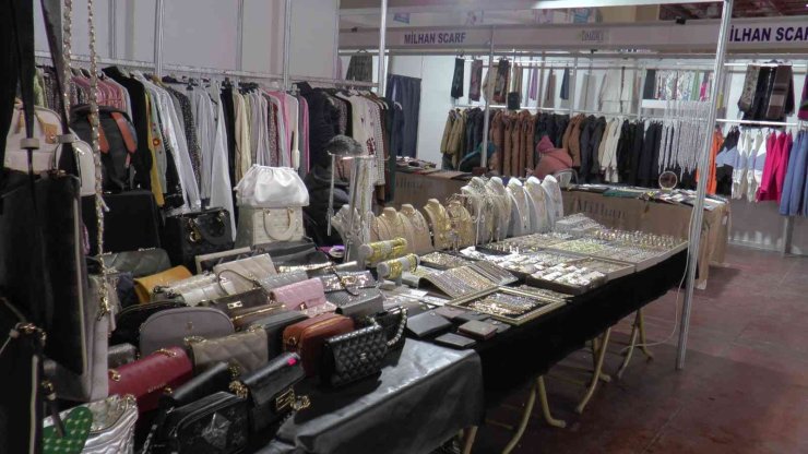 Yöresel Ürünler Fuarı Ziyaretçilerine Kapılarını Açtı