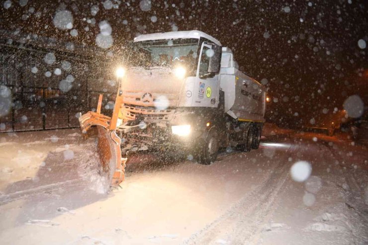 Başkan Palancıoğlu, Karla Mücadele Çalışmalarına Katıldı