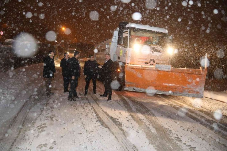 Başkan Palancıoğlu, Karla Mücadele Çalışmalarına Katıldı