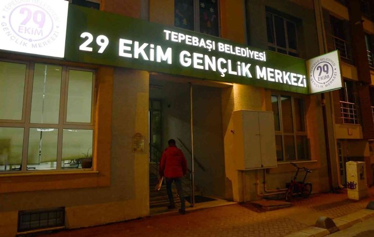 29 Ekim Gençlik Merkezi Öğrenciler İçin 24 Saat Açık