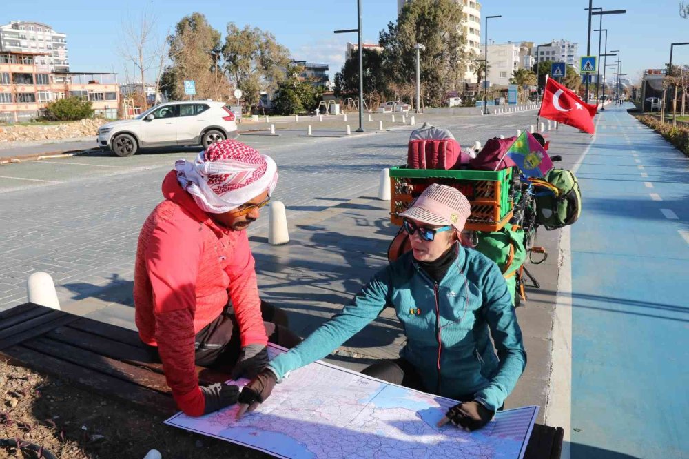 Bisikletle Avrupa Turuna Antalya'da Mola