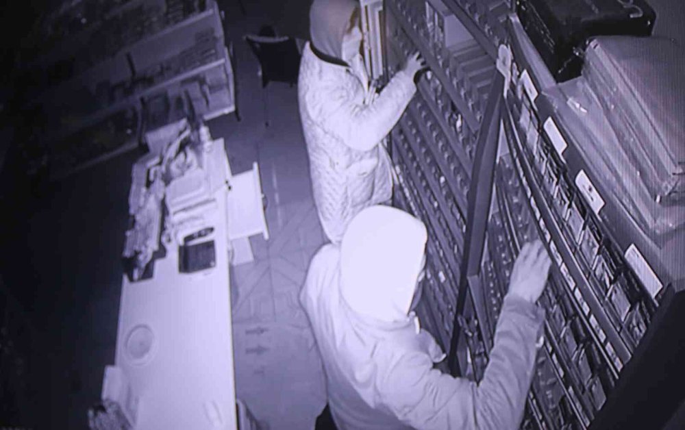 Levye Demiri İle Market Soygunu