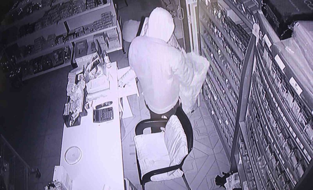 Levye Demiri İle Market Soygunu