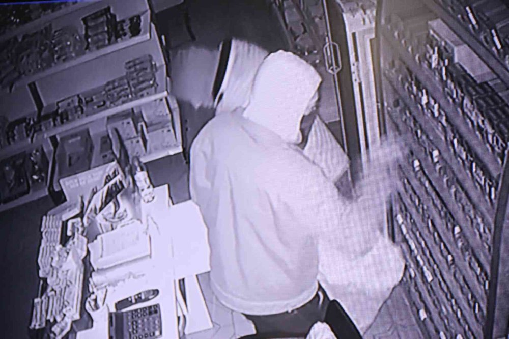 Levye Demiri İle Market Soygunu