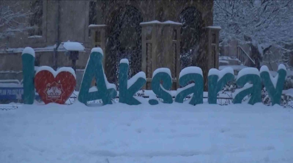 Aksaray’da Kar Ve Tipi Etkisini Sürdürüyor