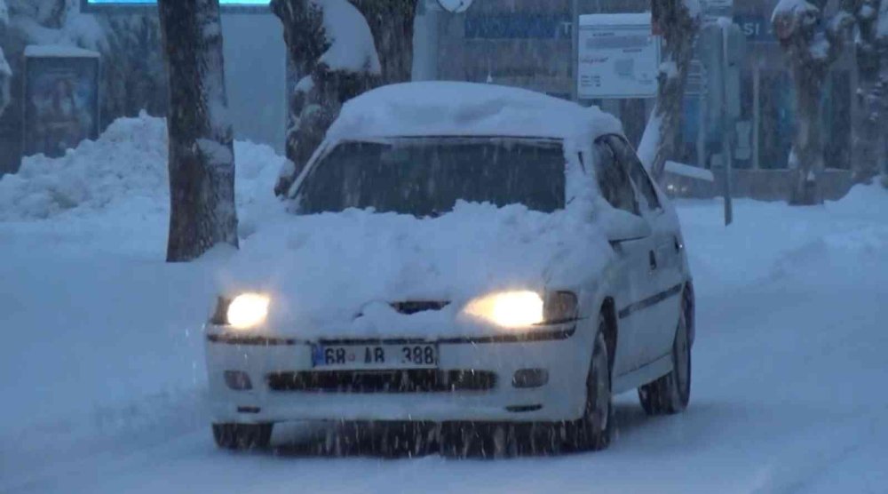 Aksaray’da Kar Ve Tipi Etkisini Sürdürüyor