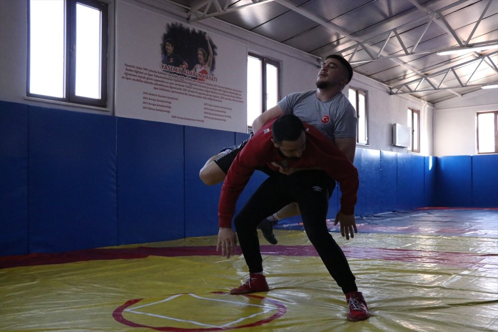 İşitme Engelli Milli Güreşçinin Hedefi Olimpiyat Şampiyonluğu