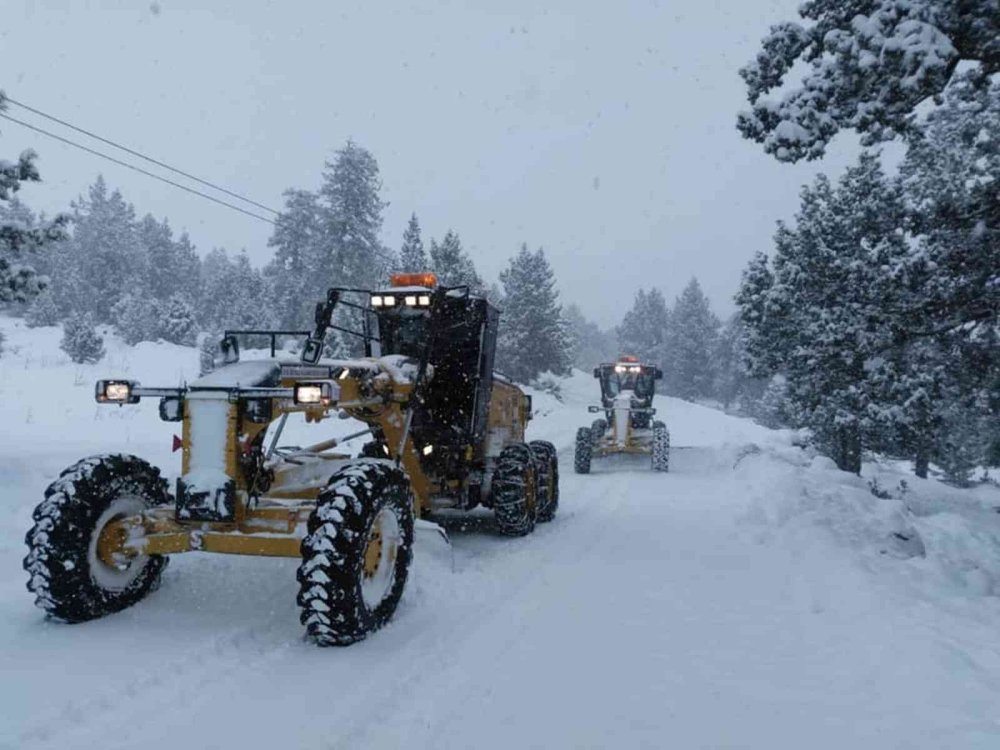 Mut Sertavul Geçidi’nde Zincirsiz Araç Geçişine İzin Verilmiyor