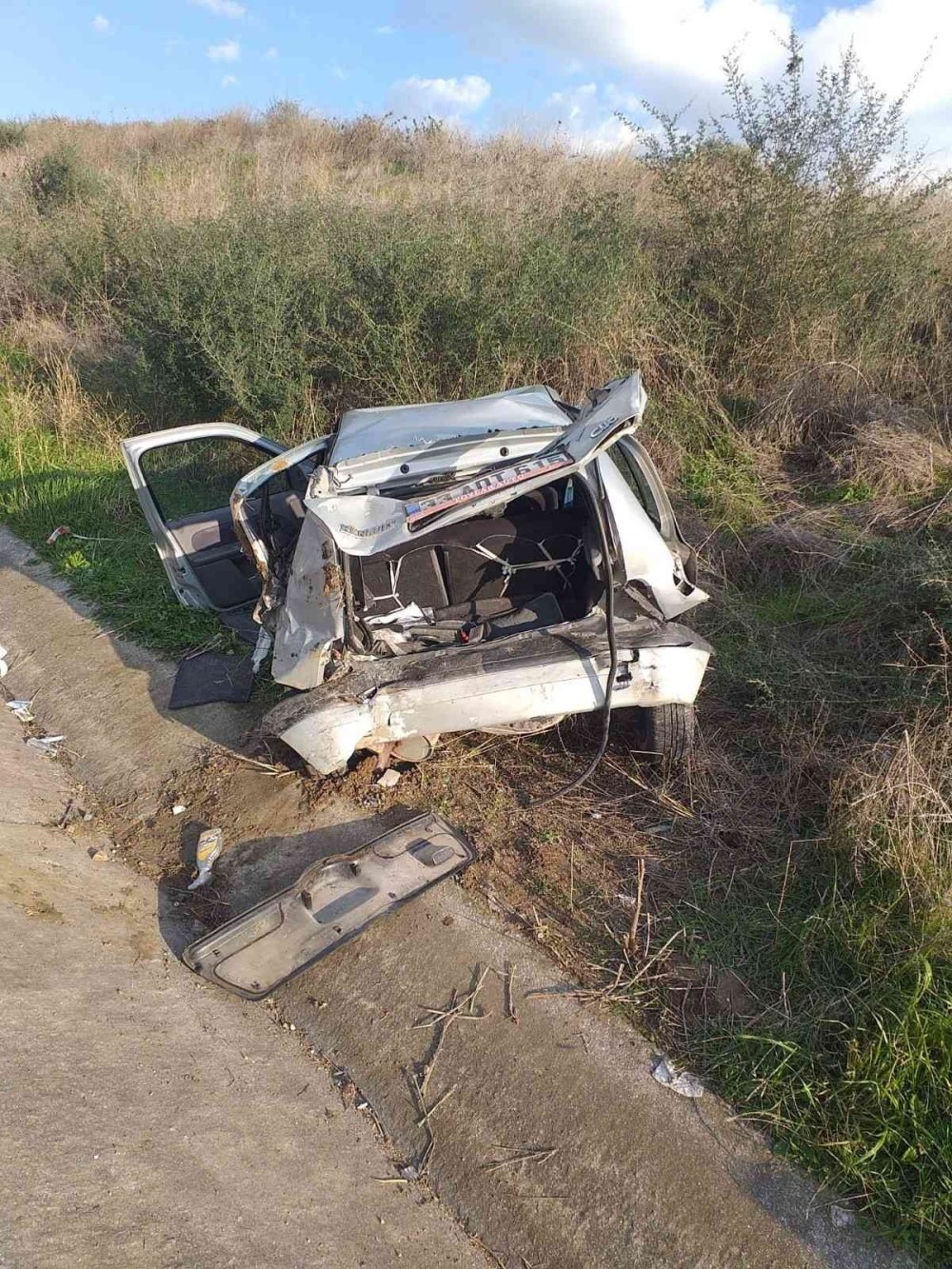 Tarsus’ta Tem Otoyolu’nda Kaza: 3 Yaralı