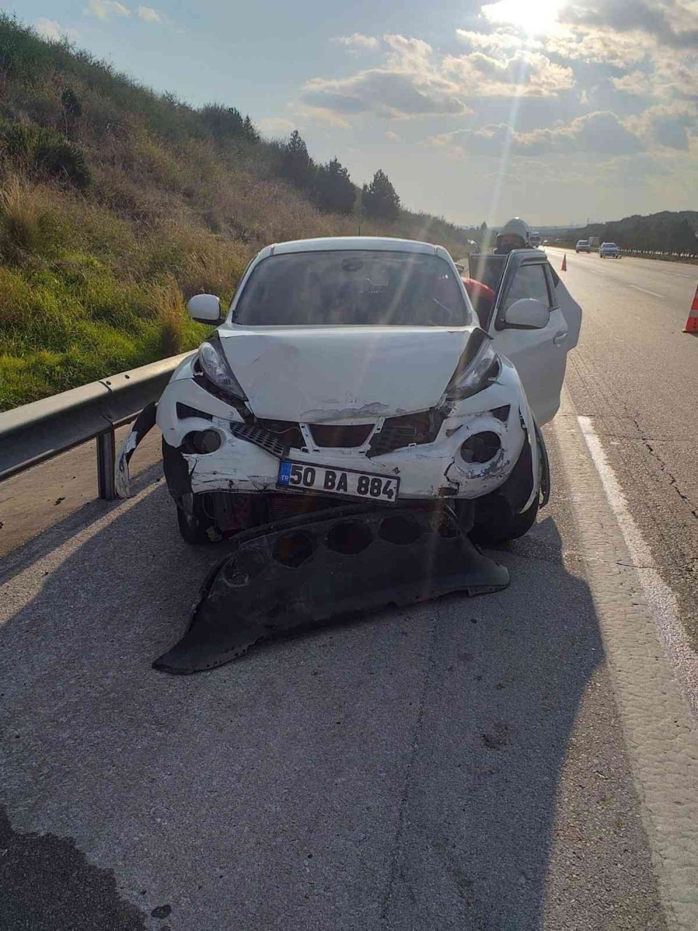 Tarsus’ta Tem Otoyolu’nda Kaza: 3 Yaralı