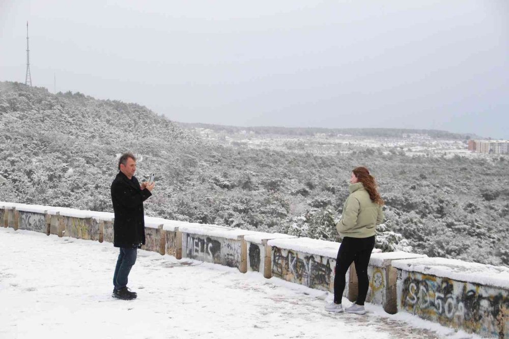 Antalya’ya 29 Yıl Sonra Gelen Karla Beyaza Bürünen Kent Havadan Görüntülendi