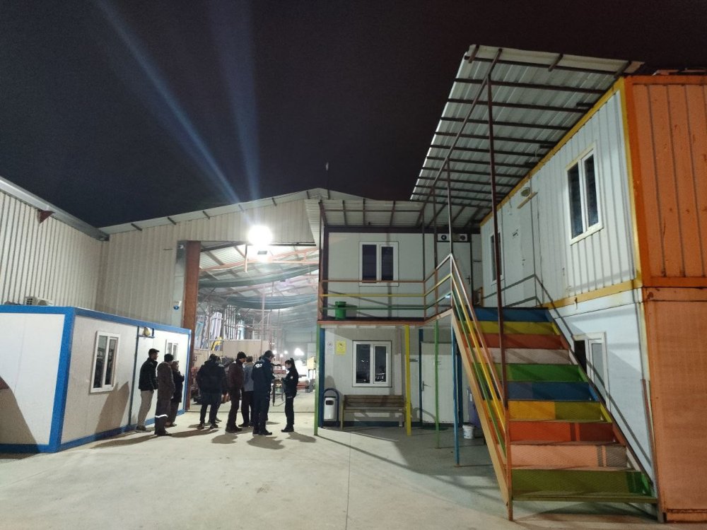 Mobilya Atölyesindeki Yangın Korkuttu