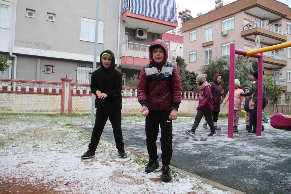 Yıllar Sonra Antalyalılar Sürprizle Uyandı