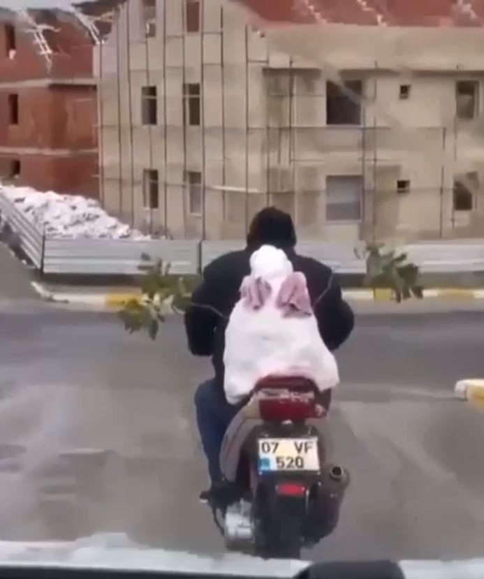 Antalya’da Motosiklette İlginç Tur