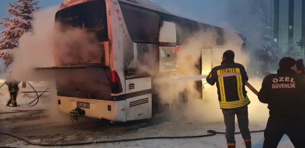 Karaman'da İşçi Servisi Alev Aldı