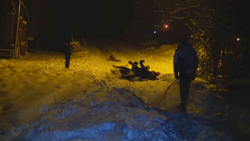 Ermenek'te Gece Kar Keyfi