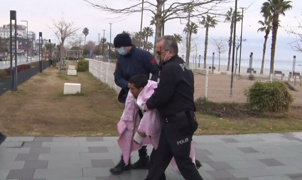 Şişede Durmayan Alkol Denizde Canlandı