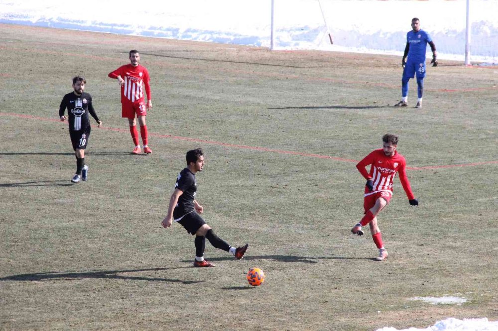 Tff 3. Lig: Karaman Belediyespor: 2 - Kahta 02 Spor: 2
