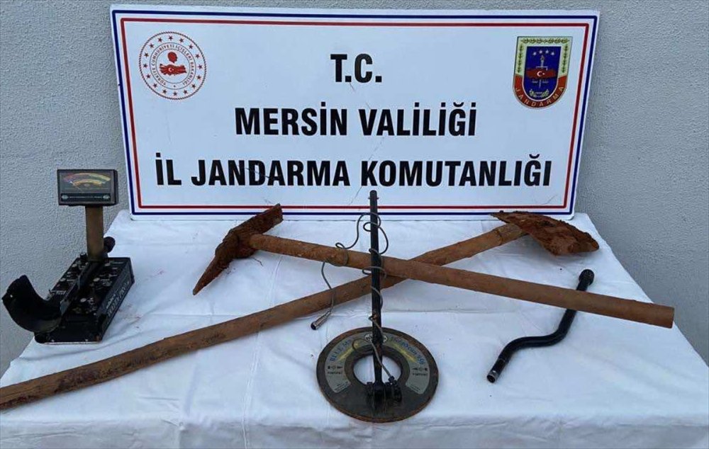 Mersin'de Kaçak Kazı Yaparken Yakalanan 3 Şüpheli Gözaltına Alındı