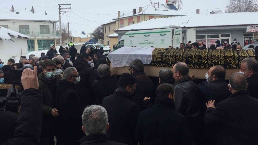 Bakan Koca’nın Vefat Eden Babaannesi Son Yolculuğuna Uğurlandı