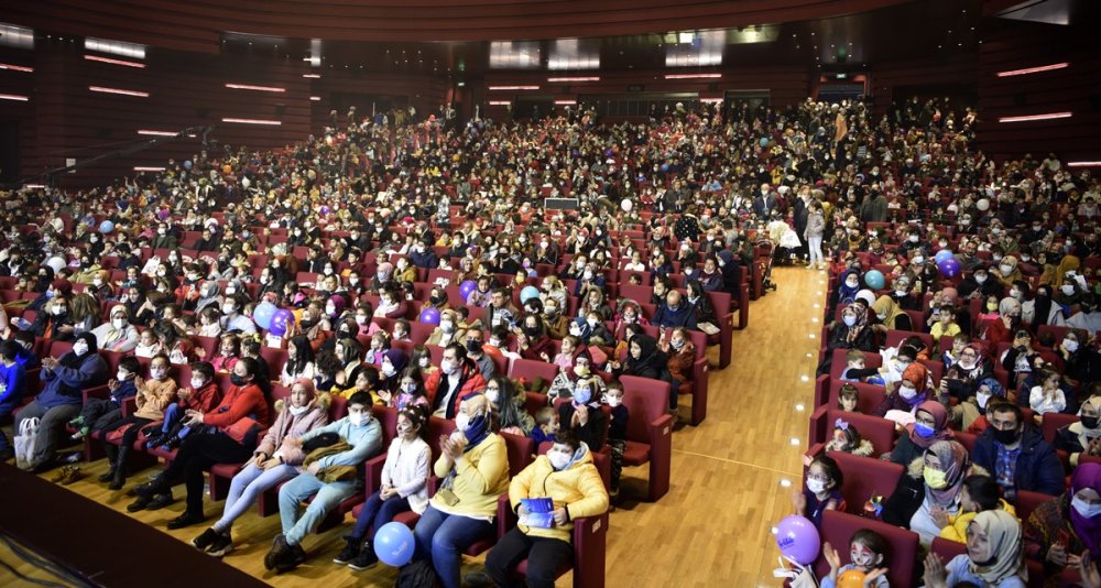 Konyalı Çocuklar Şivlilik Geleneği Festival Tadında Yaşıyor