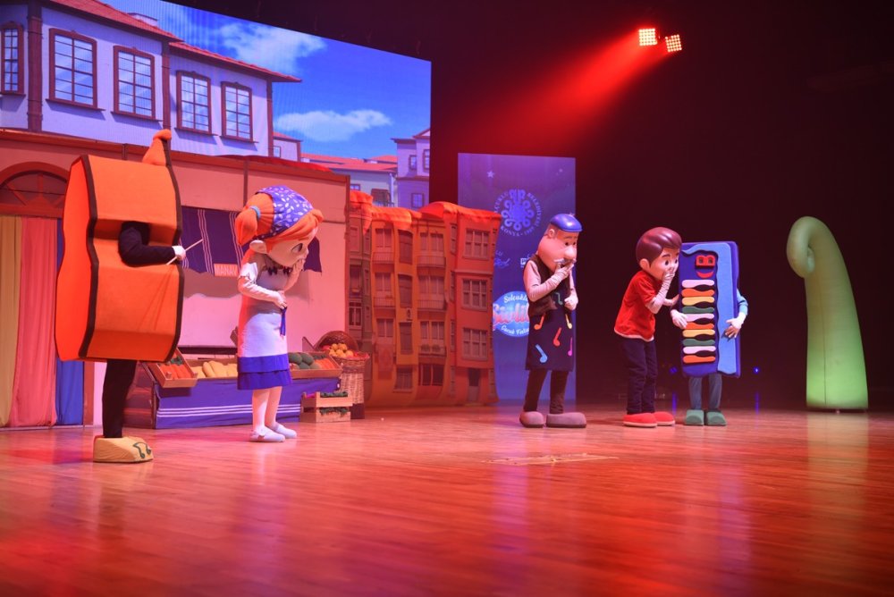 Konyalı Çocuklar Şivlilik Geleneği Festival Tadında Yaşıyor