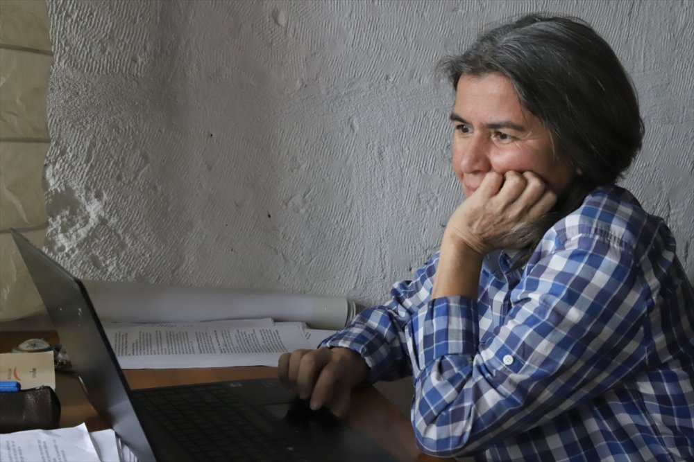 Annesini Kaybettiği Hastalıkla Şimdi Mücadele Ediyor