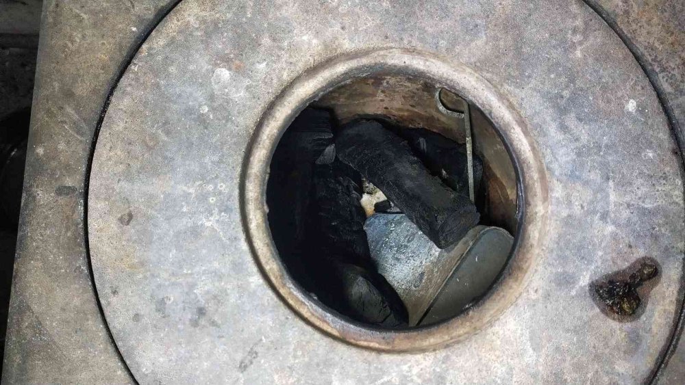 Tinerle Soba Yakma Girişimi Kötü Sonlandı