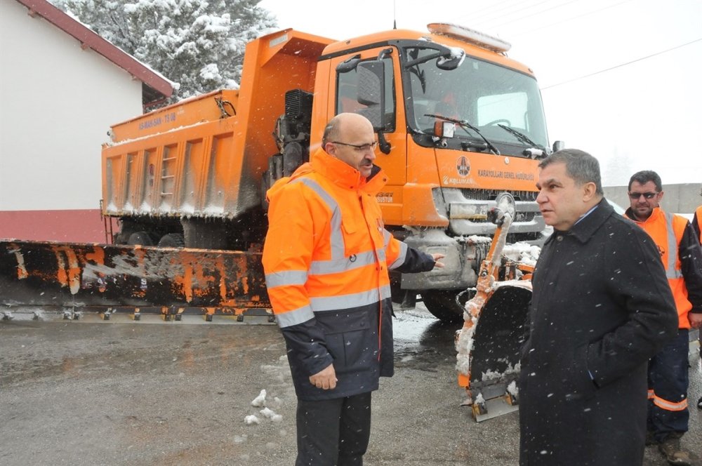 Kozlubucak Sertavul Arasında Mekik Dokuyorlar