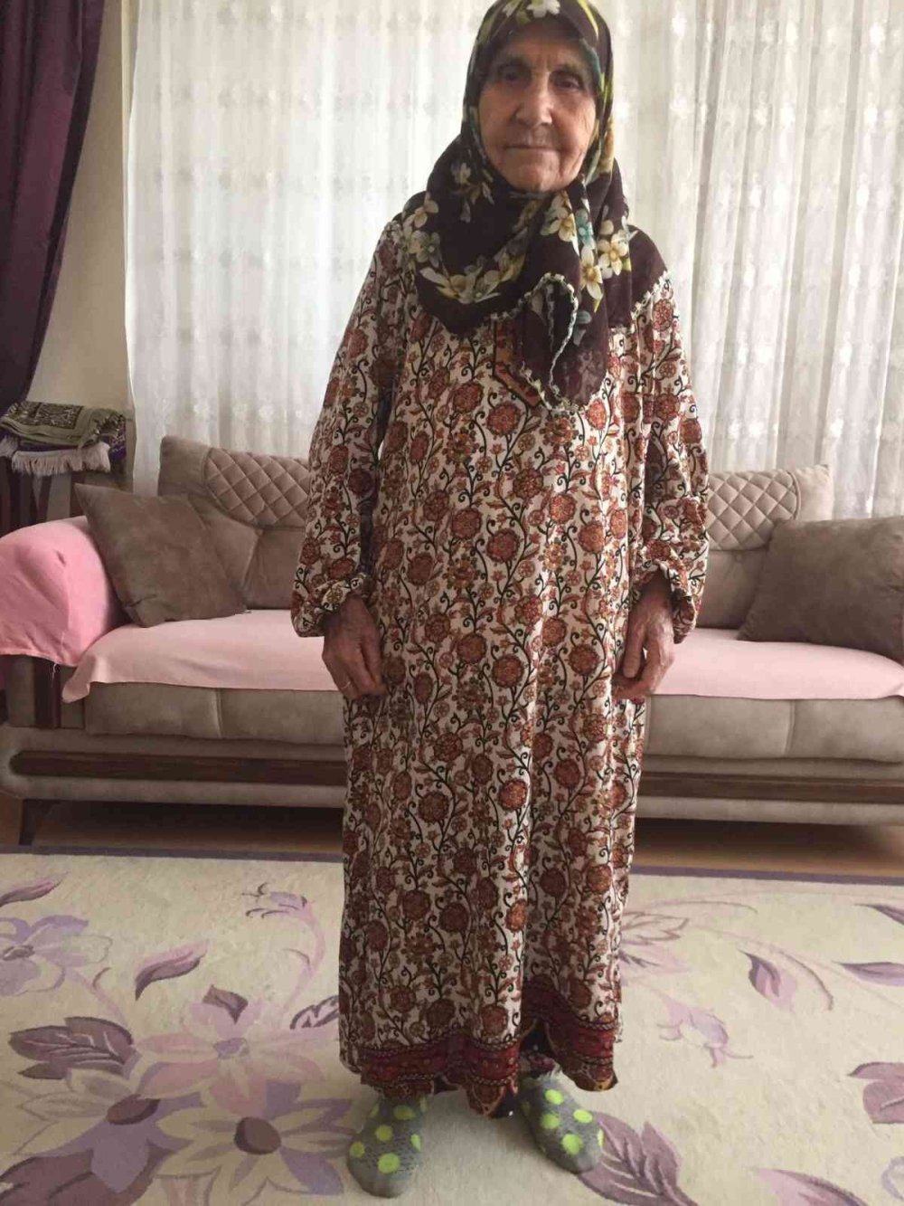 Antalya’da Yaşlı Kadın Zihinsel Engelli Oğlunu Korumak İstedi, Canından Oldu