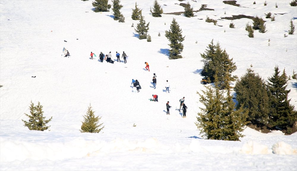 Mersin'de, Toroslar Kar Festivali Başladı