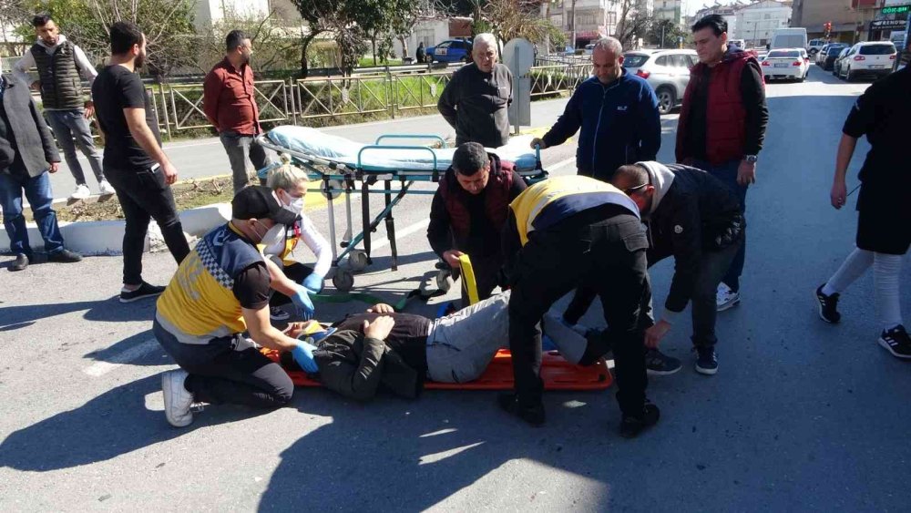 Otomobil İle Motosiklet Çarpıştı: 1 Yaralı