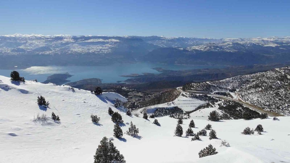 Karaman'ın Kayak Merkezi Cazibe Merkezi Olma Yolunda