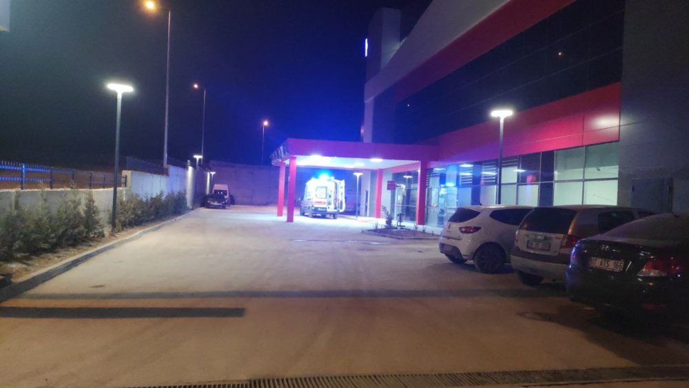 Bir Zamanlar Kalbinden Vurmuştu, Şimdi Bıçakladı