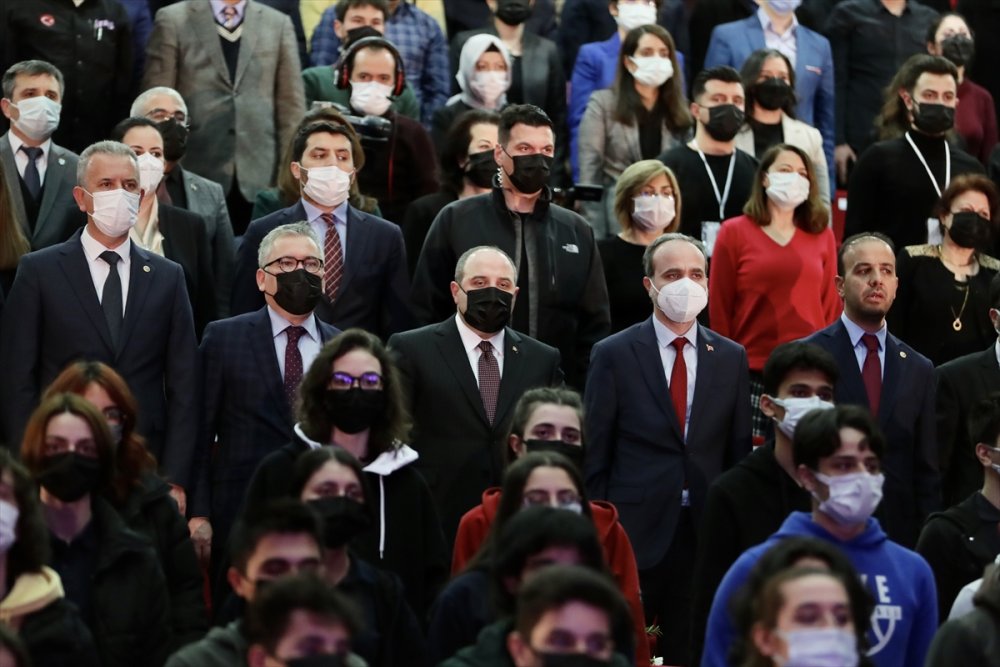 Niğde'de Yeşil Enerji Evi Ve Silisyum Saflaştırma Merkezi Hizmete Girdi