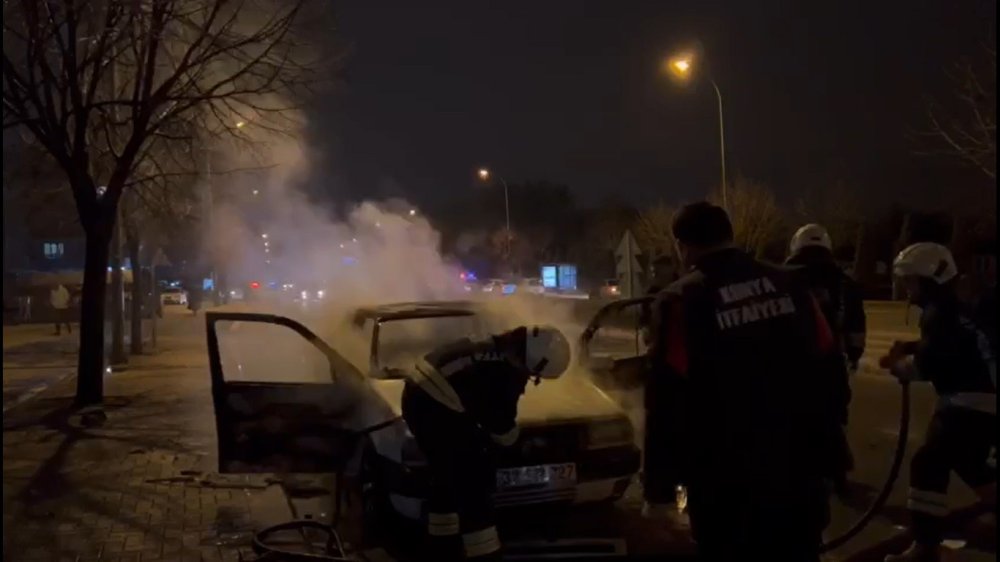 Konya’da Otomobil Alev Alev Yandı
