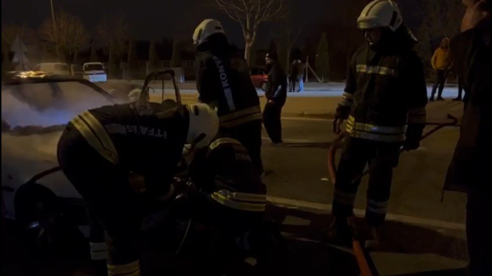 Konya’da Otomobil Alev Alev Yandı