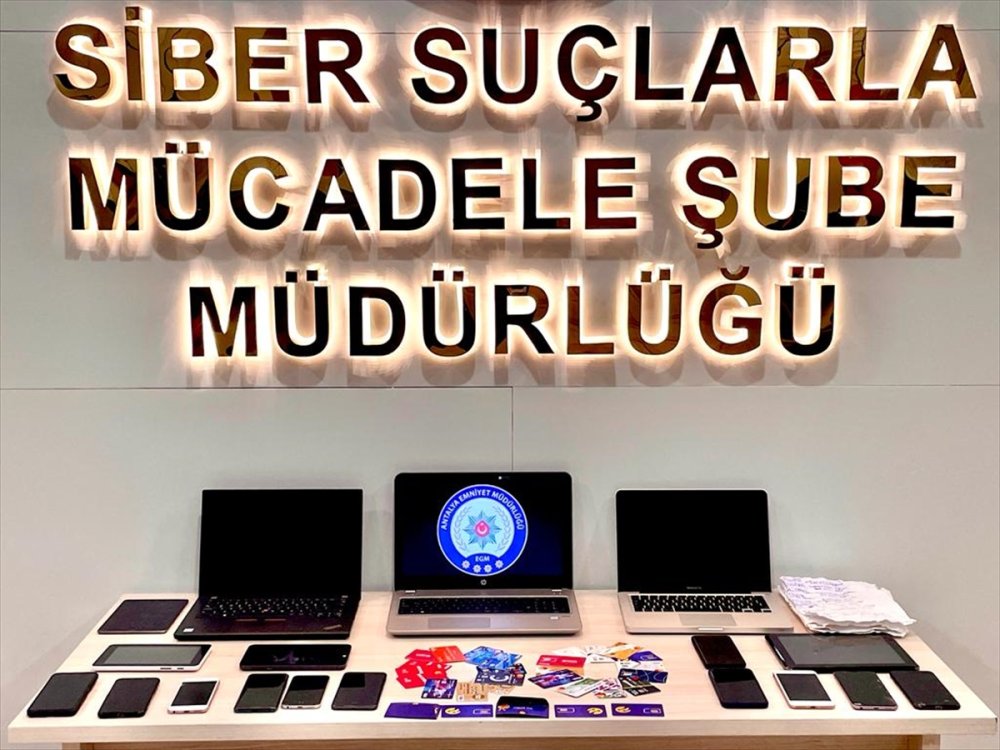 Antalya Merkezli Yasa Dışı Bahis Operasyonunda 18 Zanlı Yakalandı