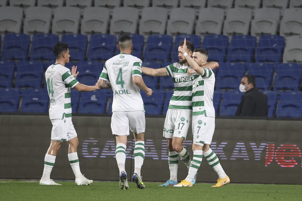 Medipol Başakşehir: 2 - İttifak Holding Konyaspor: 1