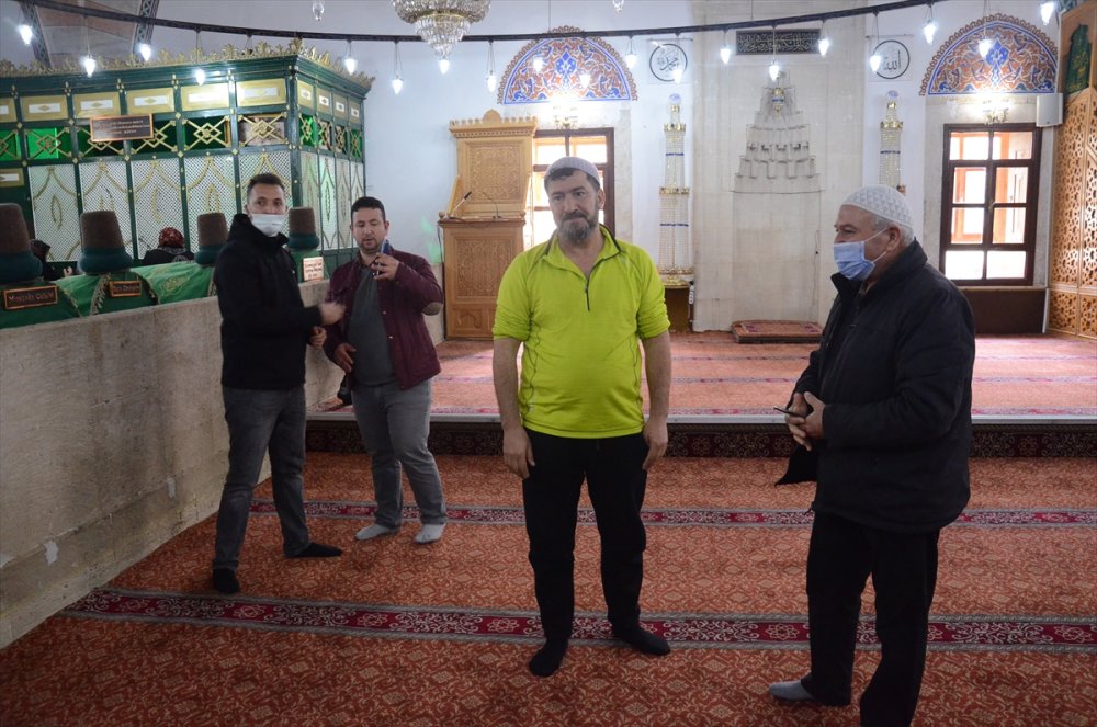 Hac Yolunda Mevlana'nın Şehrinden Annesinin Şehrine Geldi