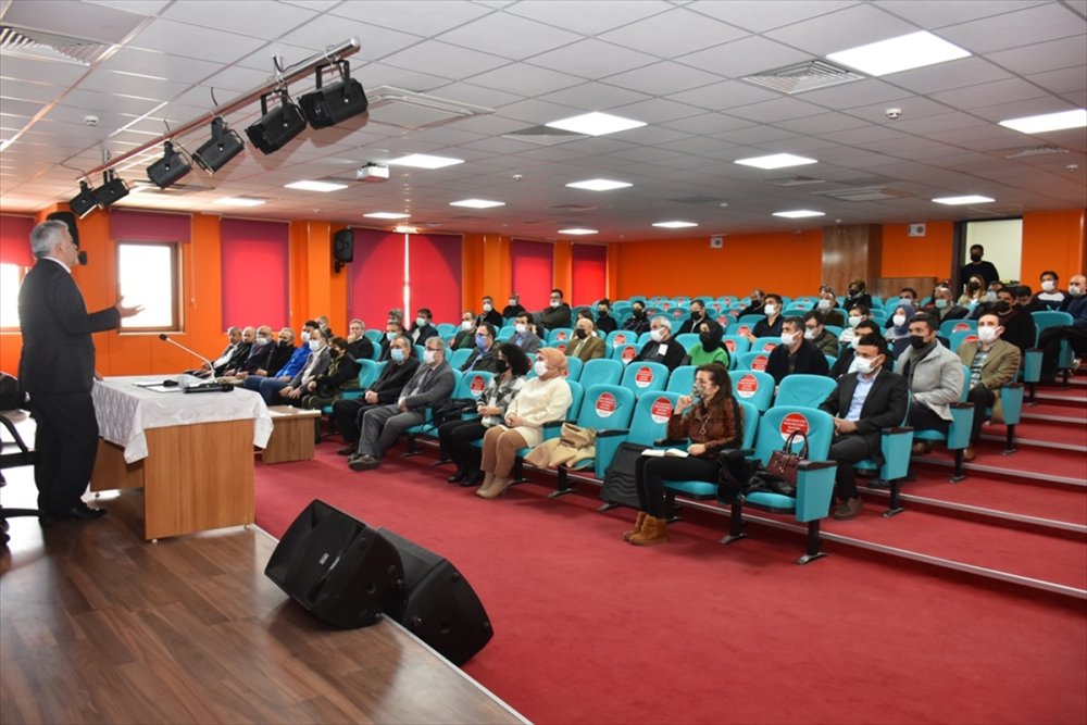 Karaman'da Mesleki Eğitim Bilgilendirme Toplantısı Yapıldı