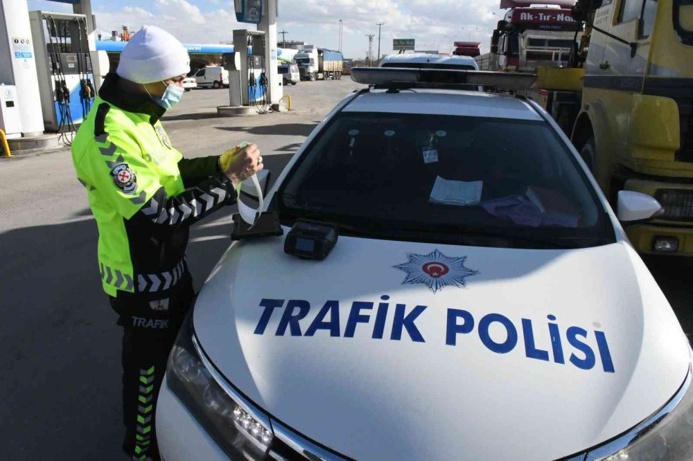 Aksaray'da Sürücülere Havadan Denetim