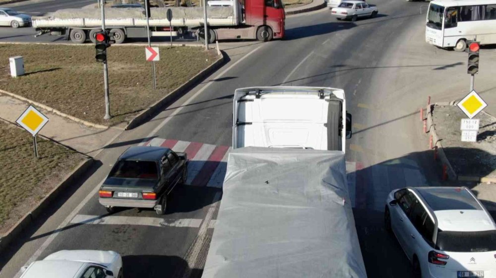 Aksaray'da Sürücülere Havadan Denetim