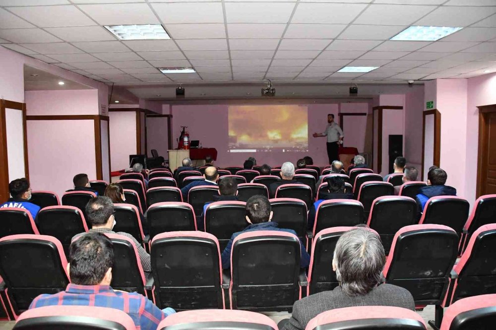 Aksaray Belediyesi Personeline “İş Sağlığı Ve Güvenliği” Eğitimi