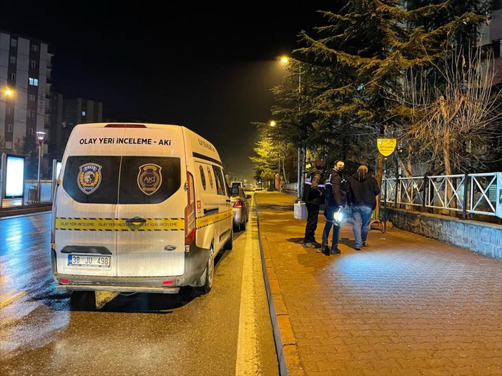 Kayseri'de Bıçaklı Kavga