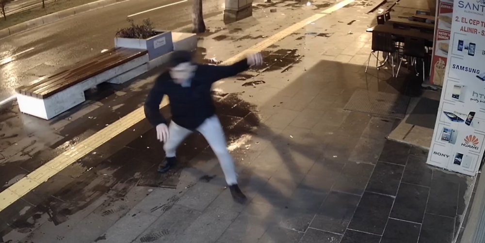 Alkollü Sürücünün Kırmızı Işık İhlali Kötü Bitti