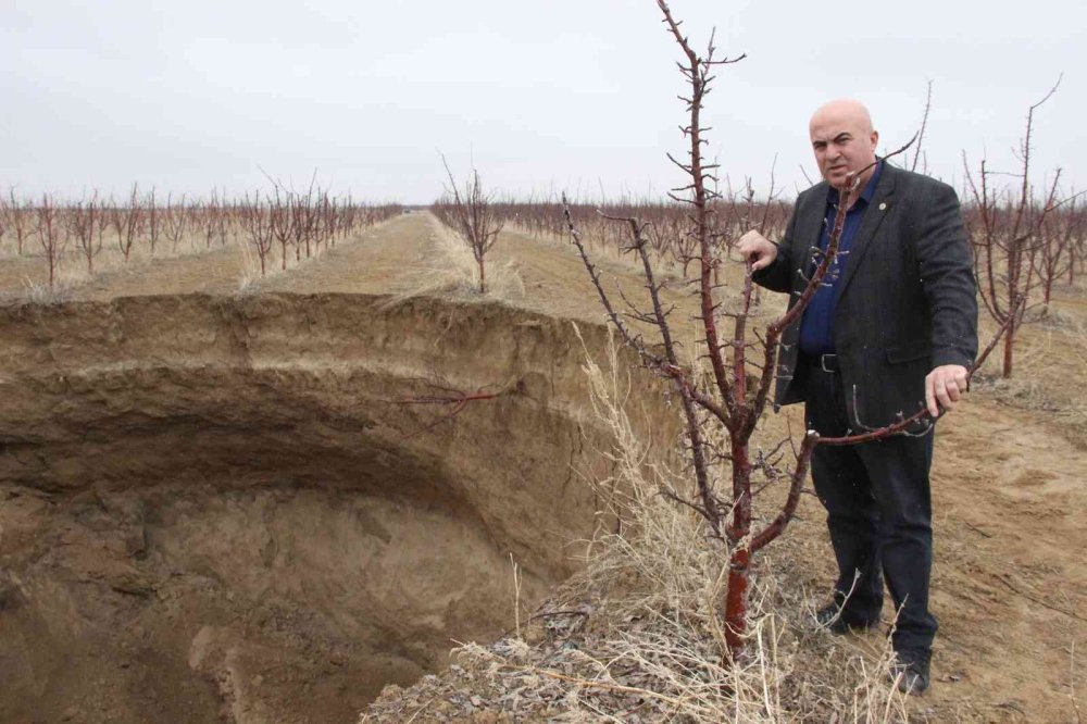 Karaman Obruklarına Bir Yenisi Daha Eklendi