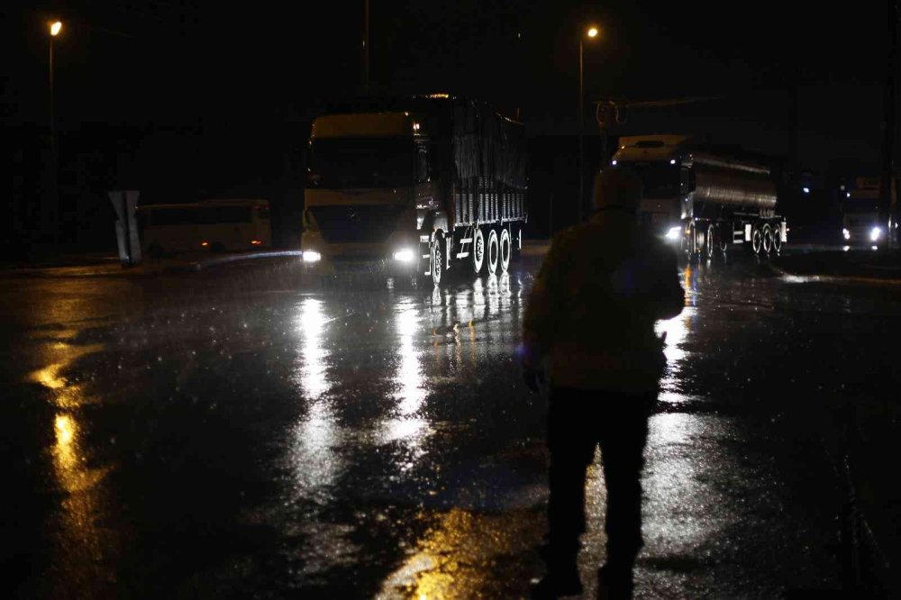 Konya’da Ulaşıma Ve Eğitime Kar Engeli